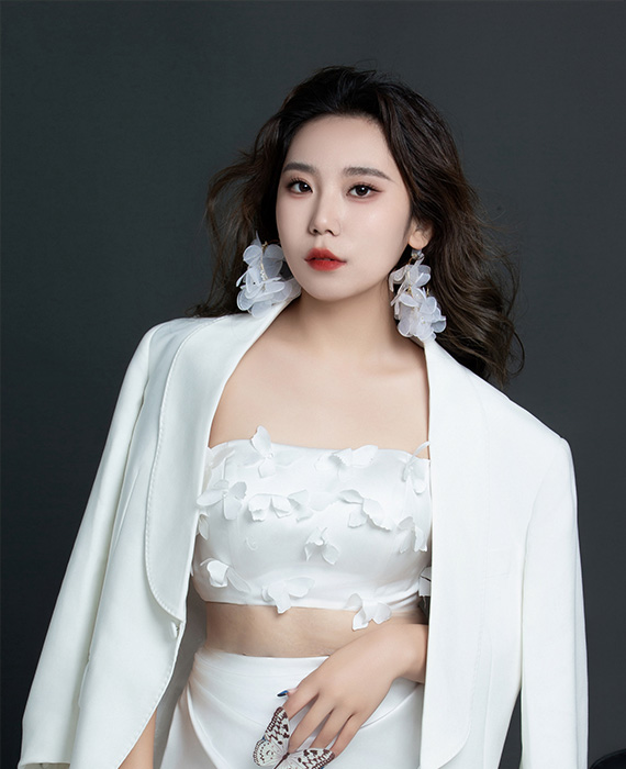 李文琪